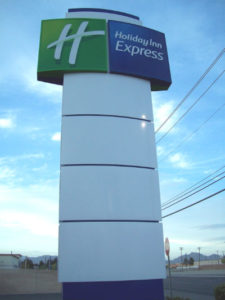 Cabinet pylon pole sign